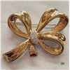 Image 1 : 14K Gold Bow/Ribbon Brooch With Real Diamonds