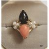 Image 1 : 14K Gold Maui Divers Black And Red Coral Pearl Ring
