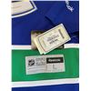 Image 3 : Henrik Sedin Canucks Blue Orca Jersey Autographed