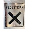 Image 1 : Pedestrian Sign