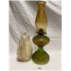 Image 1 : Vintage Green Glass Oil Lamp