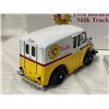 Image 2 : Danbury Mint Die Cast 1950S Borden's Milk Truck In Box