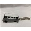 Image 1 : Vintage Volkswagen Van Keychain Clock Missing Rear Wheels