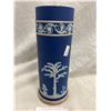 Image 4 : Rare Dark Blue Wedgwood Vase
