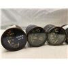 Image 2 : 5 Vintage Airplane Gauges