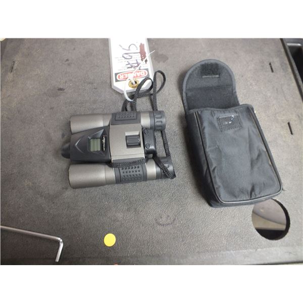 Nexxtech Binoculars w/ Built In Digital Camera w/ Nut Cracker Set