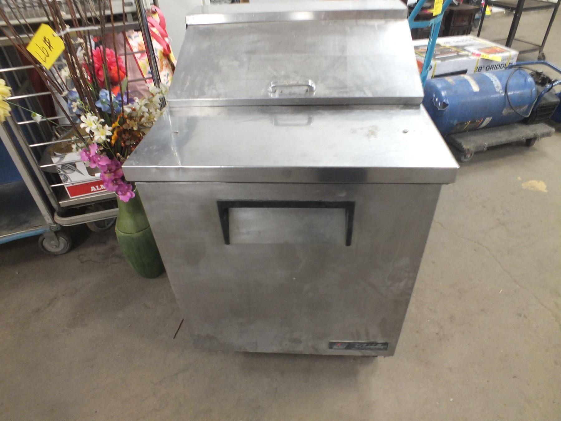 Cold Prep Table on Wheels