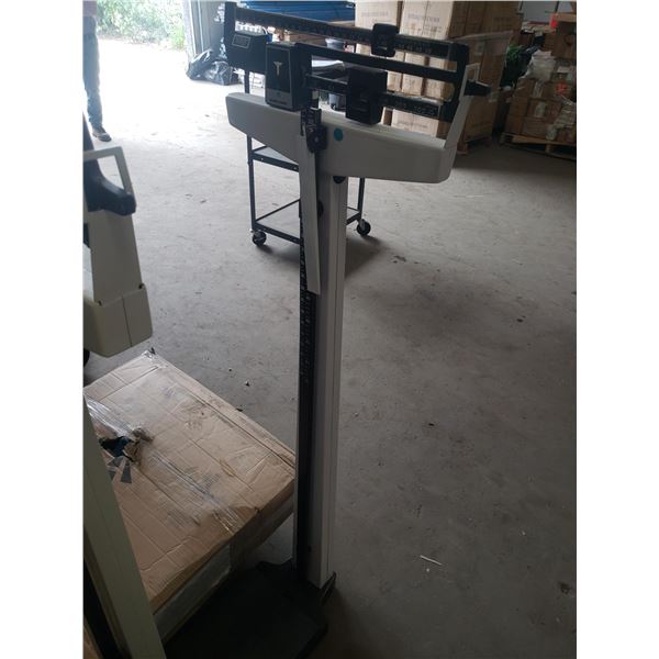 2 weigh Scales & brown cart on wheels