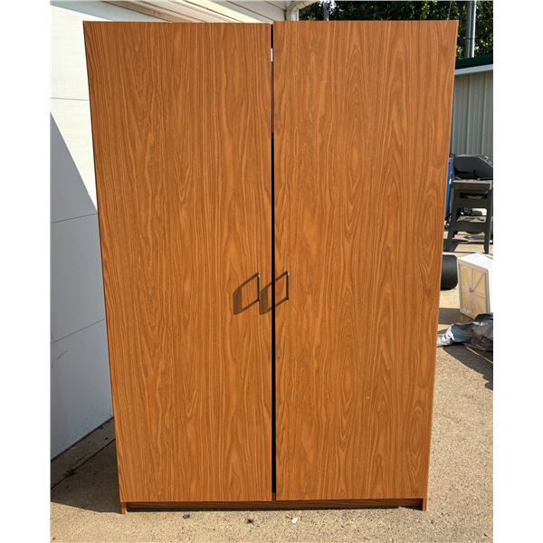 PRESSED WOOD CABINET