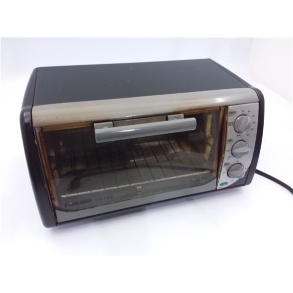 Black and Decker Toaster Oven