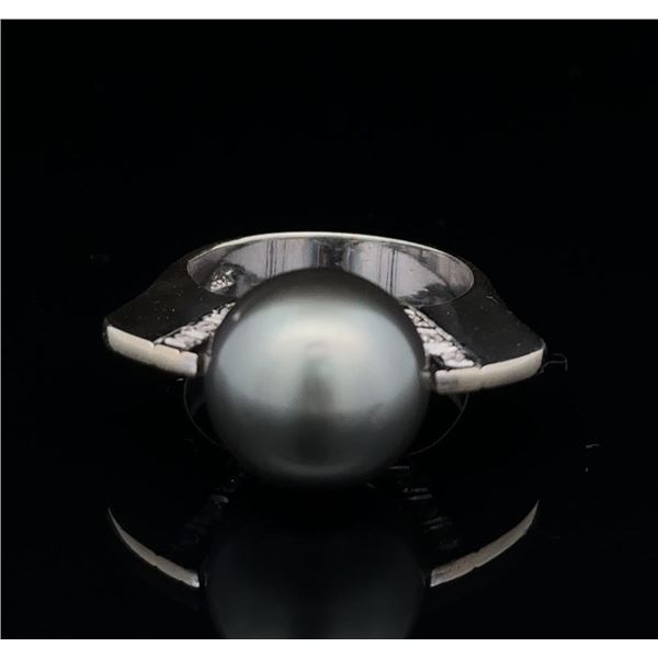 Modern Tahitian Pearl & Diamond Ring