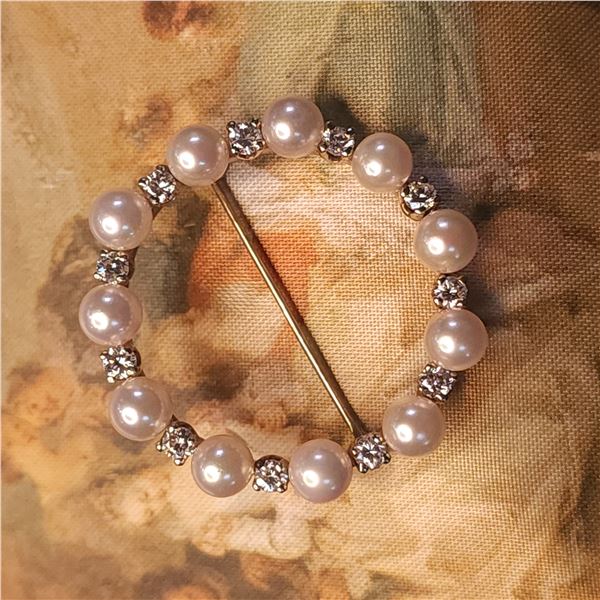 Vintage Diamond & Pearl Circle Pin