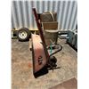 Image 3 : Wheelbarrow