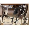 Image 8 : Union Special 56300F Sewing Machine Station (Working)