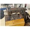 Image 2 : Union Special 51300B7 Sewing Machine Station (Worn)