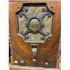 Image 2 : Antique General electric Telchron Radio w/ Clock