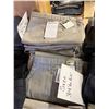 Image 8 : Table lot - Various Styles / Sized Pants (Approx. 80 Pc)
