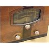 Image 2 : Antique Stewart Warner Brigadier II R-400 Radio