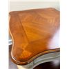 Image 2 : Accent Table