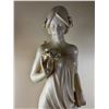 Image 2 : Garden statue