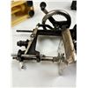 Image 8 : Minature sewing machines