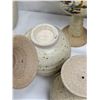 Image 8 : Tan pottery set