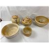 Image 1 : Assorted Pottery