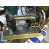 Image 2 : PORTABLE SINGER SEWING MACHINE