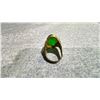 Image 3 : BURMESE SPINACH GREEN JADEITE RING