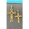 Image 3 : 4 10K GOLD CRUCIFIX PENDANTS