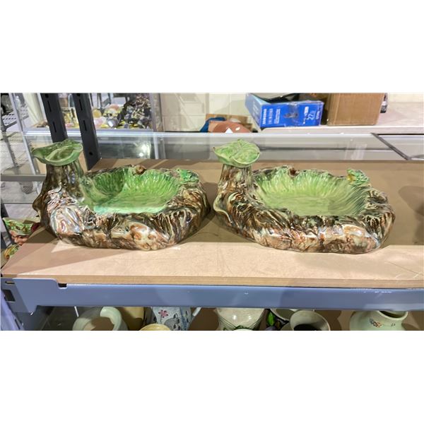 2 RADFORD FROG AND POD FIGURINES