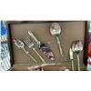 Image 3 : COMMUNITY CUTLERY SET AND MORE