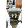 Image 1 : CHINESE PLANTER ON STAND