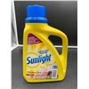 Image 1 : Sunlight Liquid Laundry Detergent (1.47L)