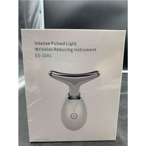 Intense Pulsed Light Wrinkles Reducing Treatment