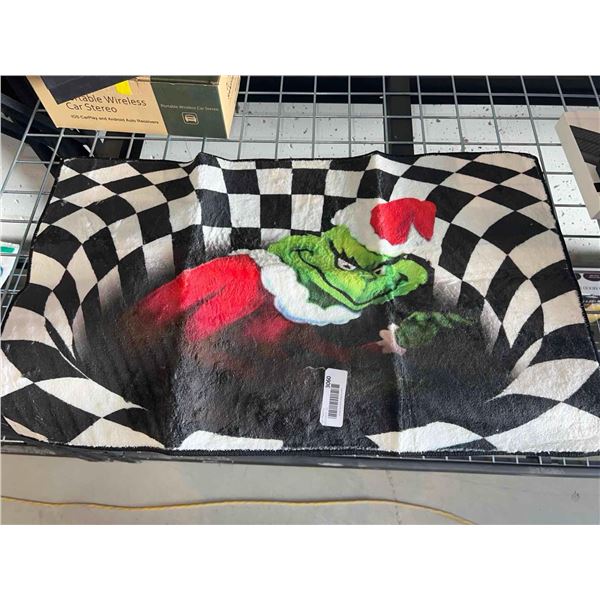 The Grinch optical illusion mat