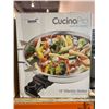 Image 2 : Electric Skillet By Cucina Pro - 18/10 Stainless Steel Frying Pan with Tempered Glass Lid and Handle