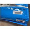 Image 2 : Kirkland Salmon & Sweet Potato Formula Dog Food 35kg
