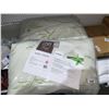 Image 1 : Chelsea Loft Hotel 2 pack Bamboo Pillows Queen