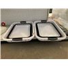 Image 2 : Lot of 2 Collapsible Laundry Baskets