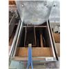 Image 2 : MKE FG-115-N 42 Lb Floor Tube Fired Natural Gas Fryer - with 1 basket