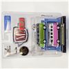 Image 1 : M2 Machines Auto Lift Vw microbus limited editon set Walmart Exclusive