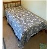 Image 2 : Vintage Cedar Bed Frame Head Board Mattress/Boxspring & Bedding Twin Size