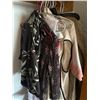Image 5 : Mystery Closet of All Season Vintage Apparel & Accessories Ladies Size M-L