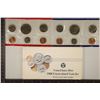 Image 1 : 1988 US MINT SET (UNC) P/D (WITH ENVELOPE)