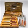 Image 2 : 2 Roast carving set with 6 steak knives