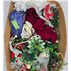 Image 2 : Mistletoe wreath and lot of Christmas décor