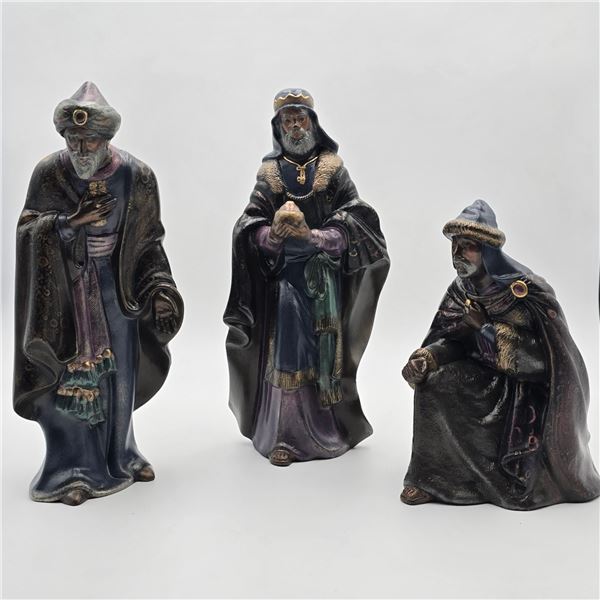 Three wisemen figurines