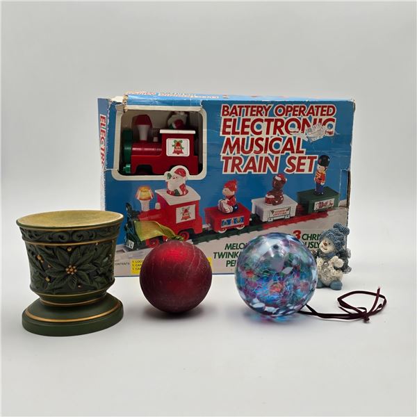 Lot of Christmas décor