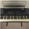 Image 3 : Yamaha keyboard with stand